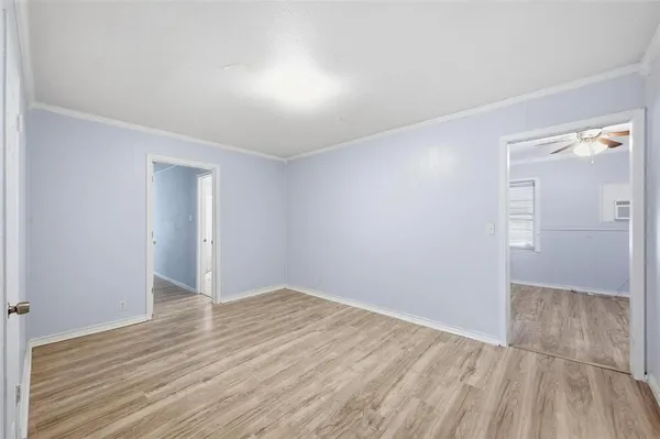 $1,400 | 406 North College Street, Howe, TX 75459