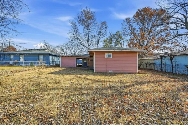 $1,400 | 406 North College Street, Howe, TX 75459