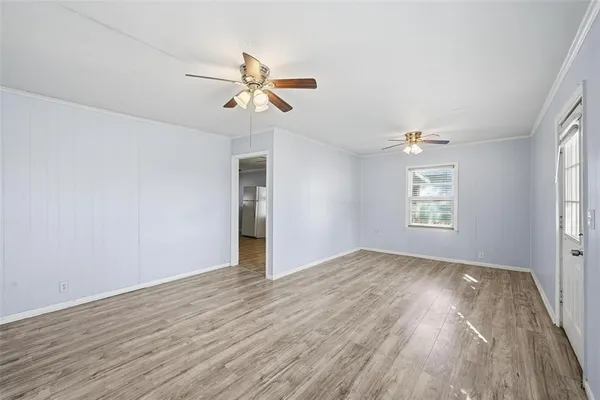 $1,400 | 406 North College Street, Howe, TX 75459