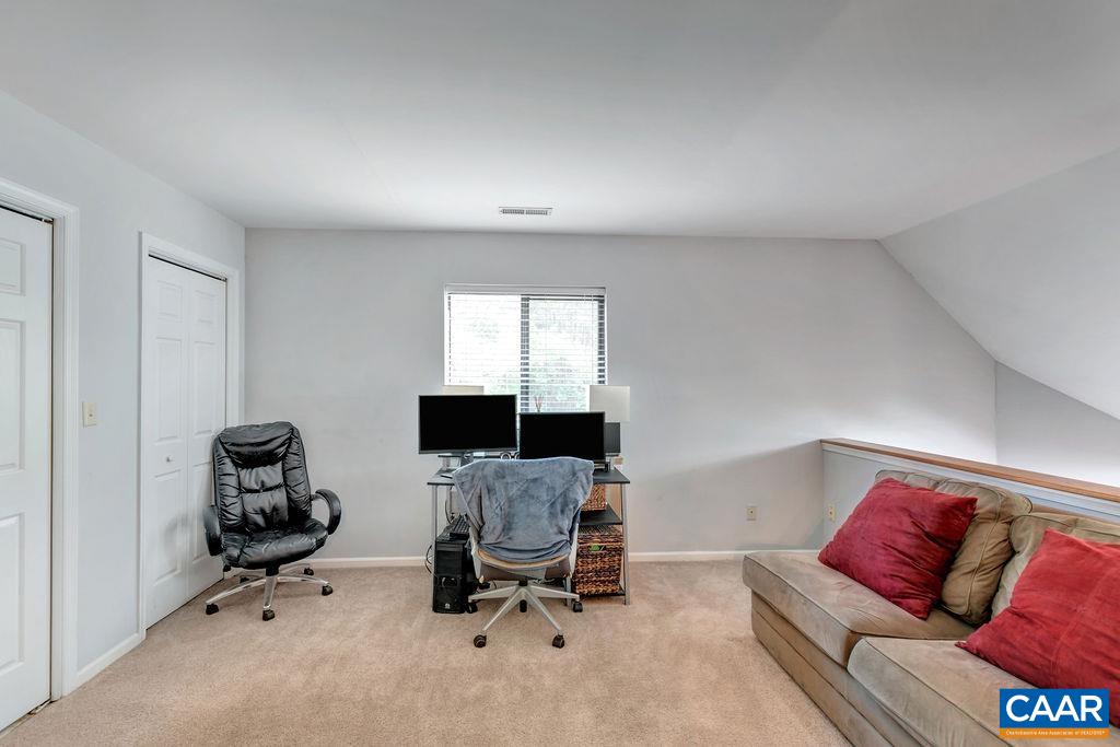 1275 Millpond Road Charlottesville, VA 22902 - Photo 12 of 19 Gallery Image 12