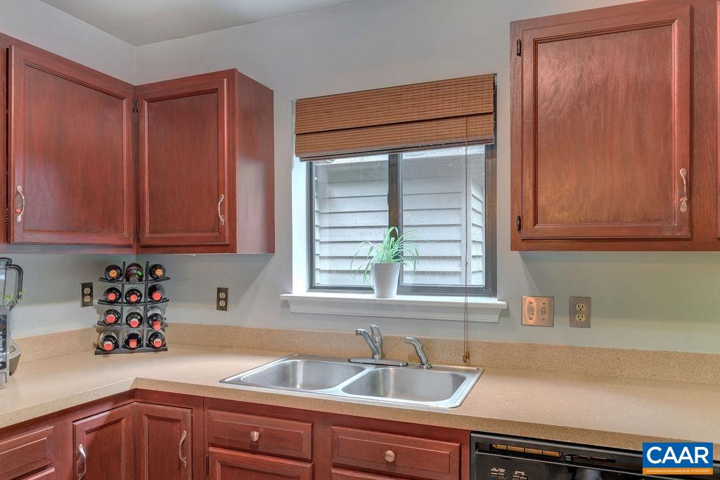 1275 Millpond Road Charlottesville, VA 22902 - Photo 6 of 19 Gallery Image 6