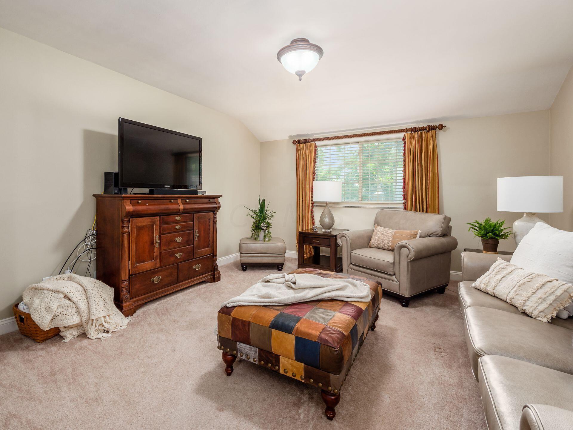 363 South Kellner Road Columbus, OH 43209 - Photo 26 of 72 Den