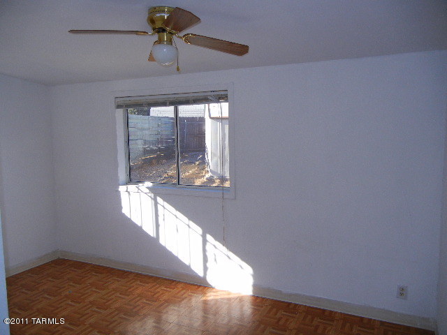655 East Post Road Benson, AZ 85602 - Photo 10 of 22