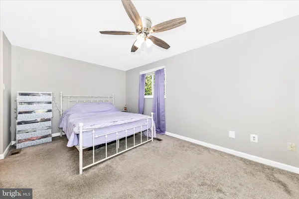 $450,000 | 106 Charing Court, Sterling, VA 20164