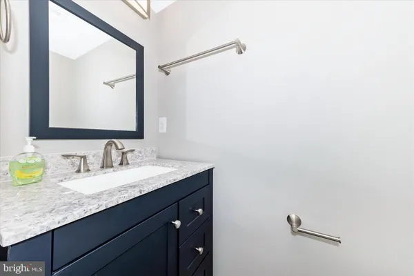 $450,000 | 106 Charing Court, Sterling, VA 20164