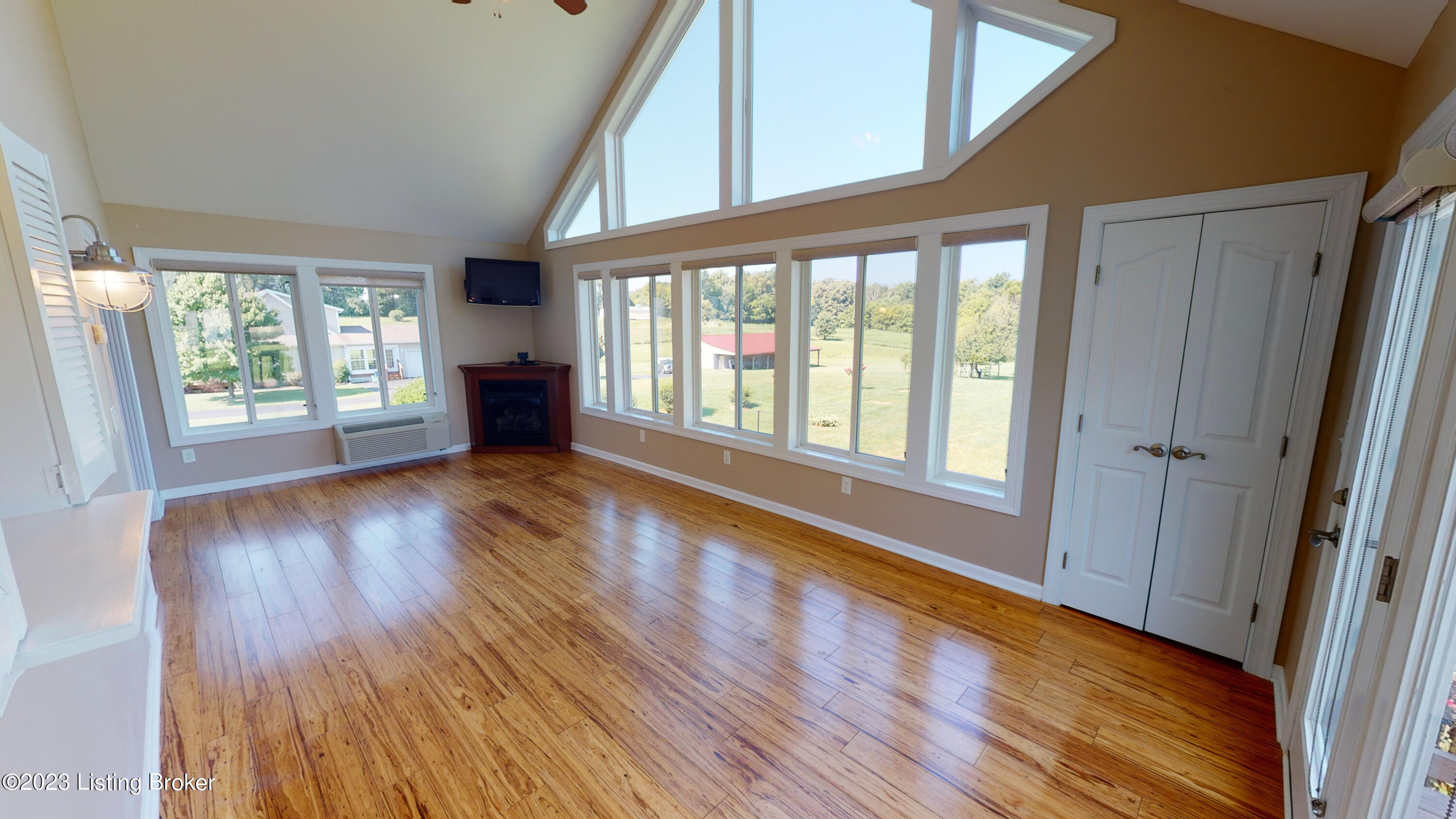 1795 Mud Splash Road Glendale, KY 42740 - Photo 28 of 53 1795-Mud-Splash-Rd-Glendale-KY-42740-081