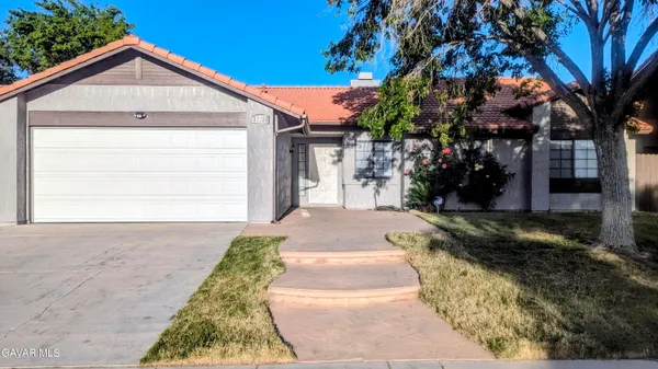 $2,950 | 37734 Tackstem Street, Palmdale, CA 93552