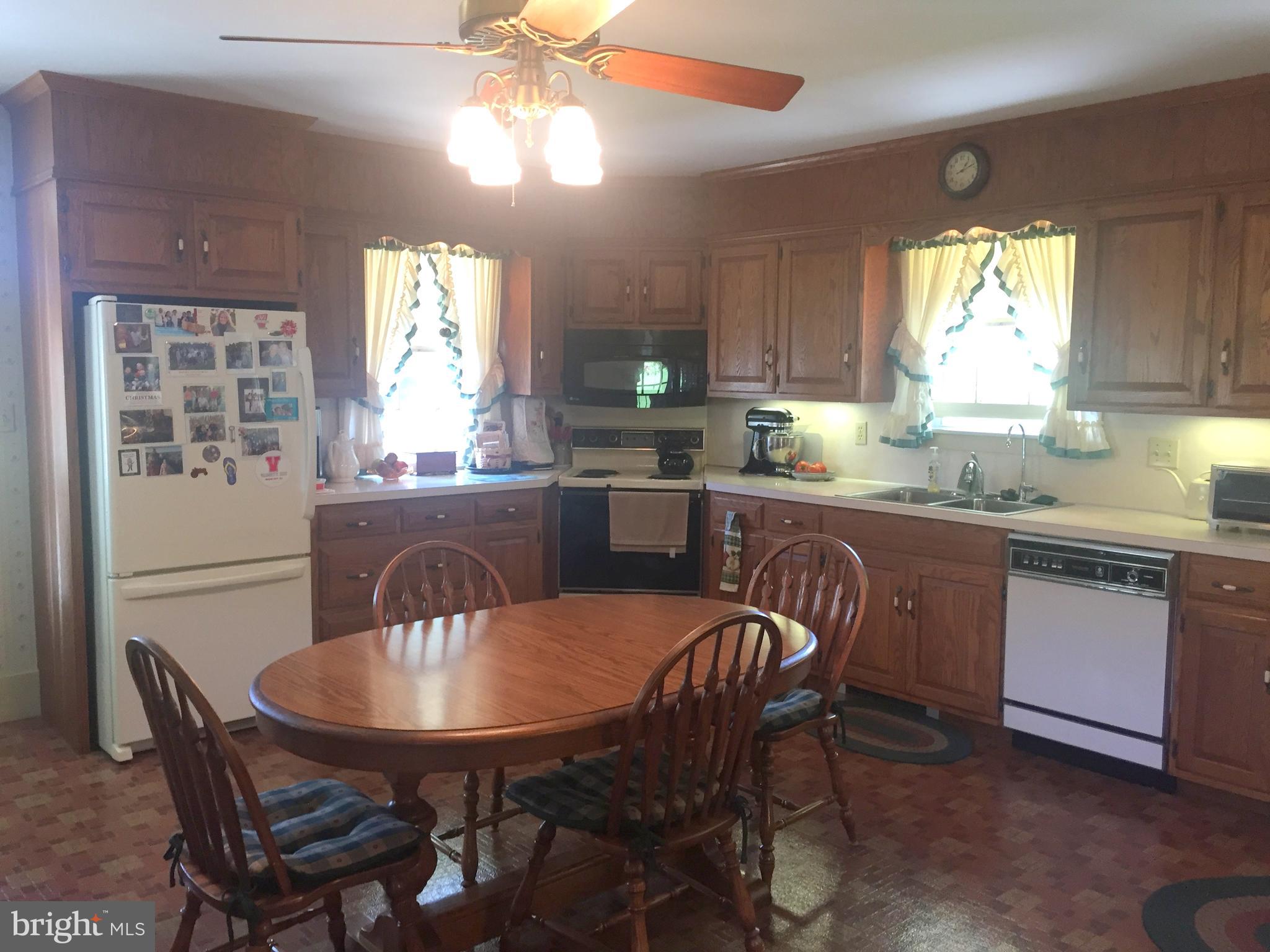 130 Buckwalter Road Lancaster, PA 17602 - Photo 8 of 45