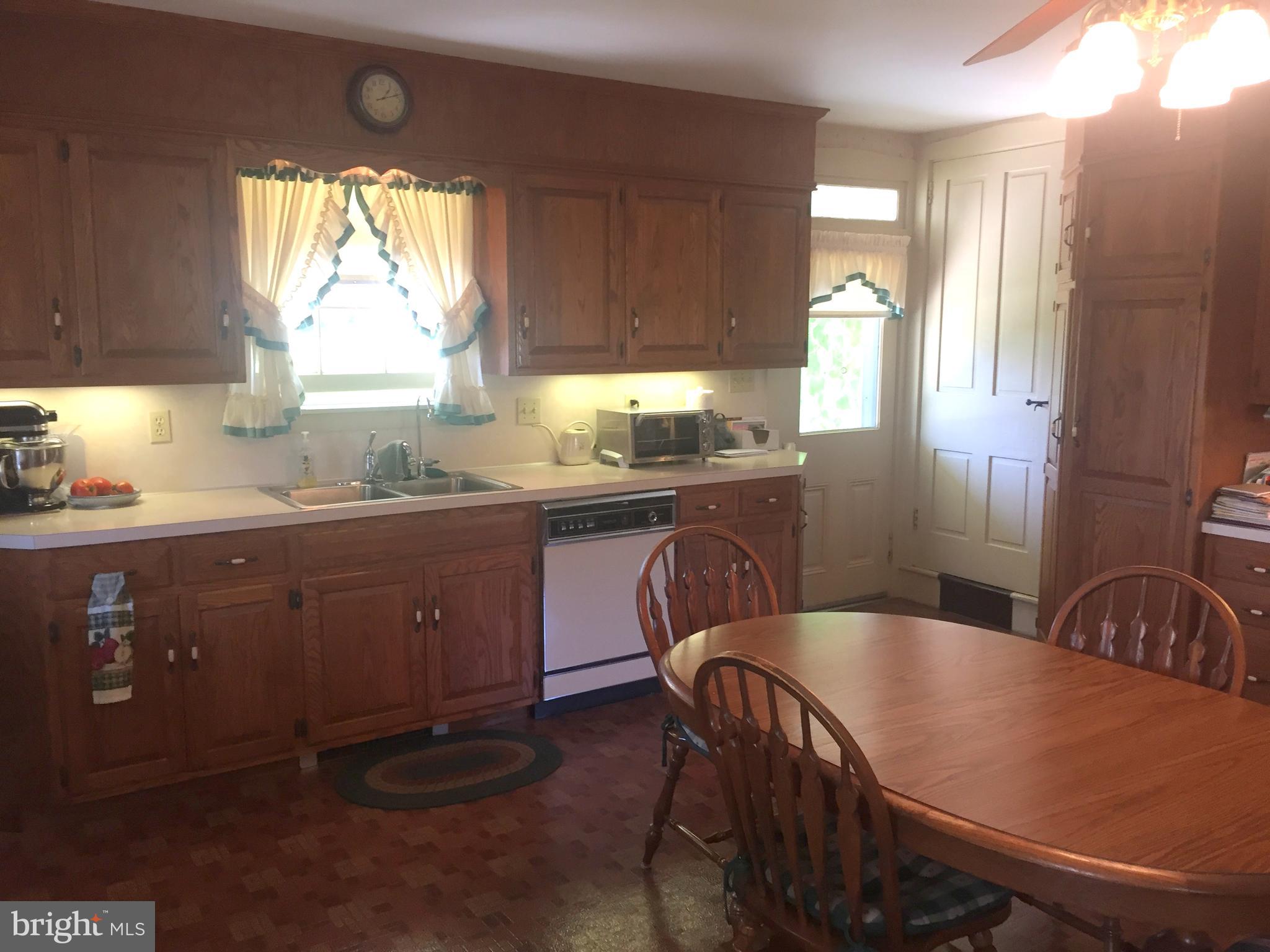 130 Buckwalter Road Lancaster, PA 17602 - Photo 10 of 45