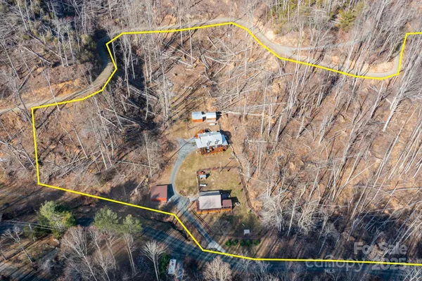 $480,000 | 1010 Melton Branch Road, Bakersville, NC 28705