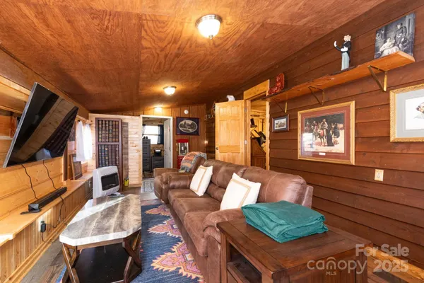 $480,000 | 1010 Melton Branch Road, Bakersville, NC 28705