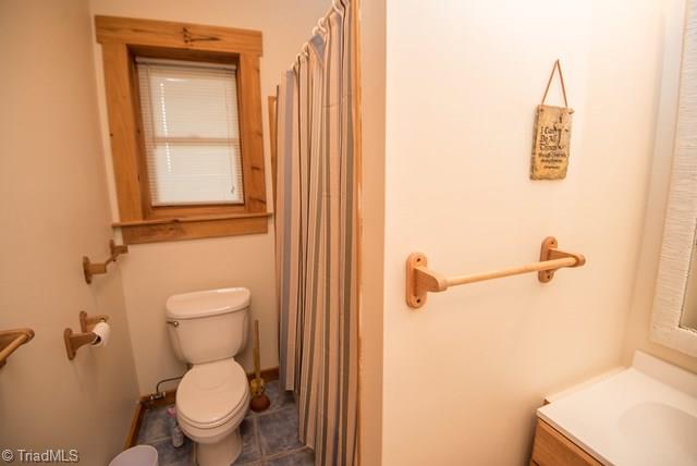 1590 Buck Mountain Road Purlear, NC 28665 - Photo 26 of 37