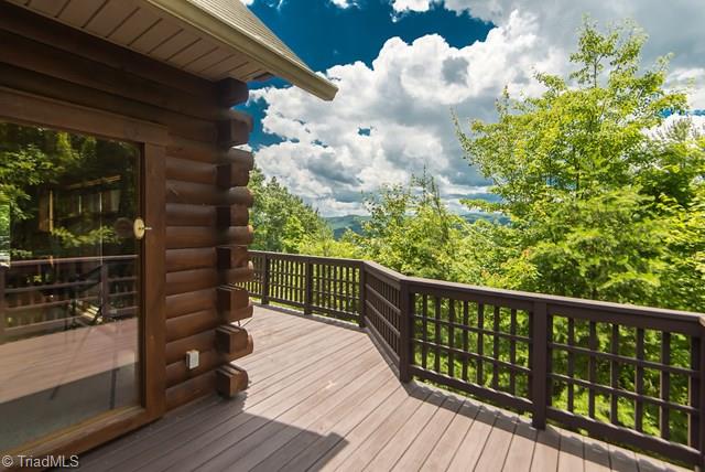1590 Buck Mountain Road Purlear, NC 28665 - Photo 4 of 37