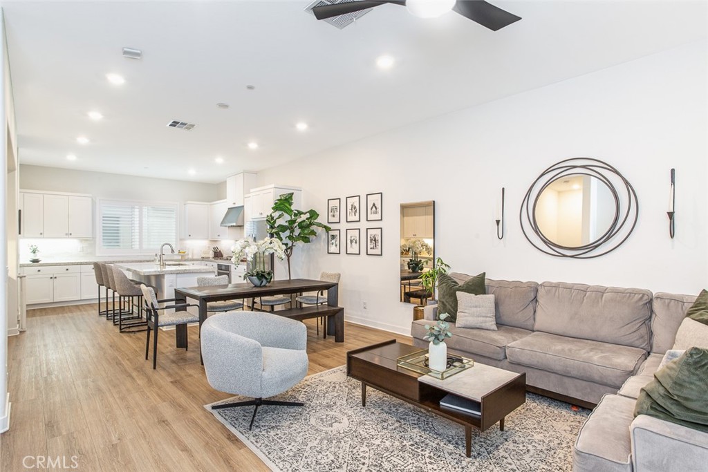 1872 South Westside Dr Unit 35  