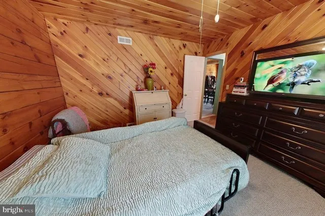 $328,900 | 675 Port-Au-Prince Road, Du Bois, PA 15801