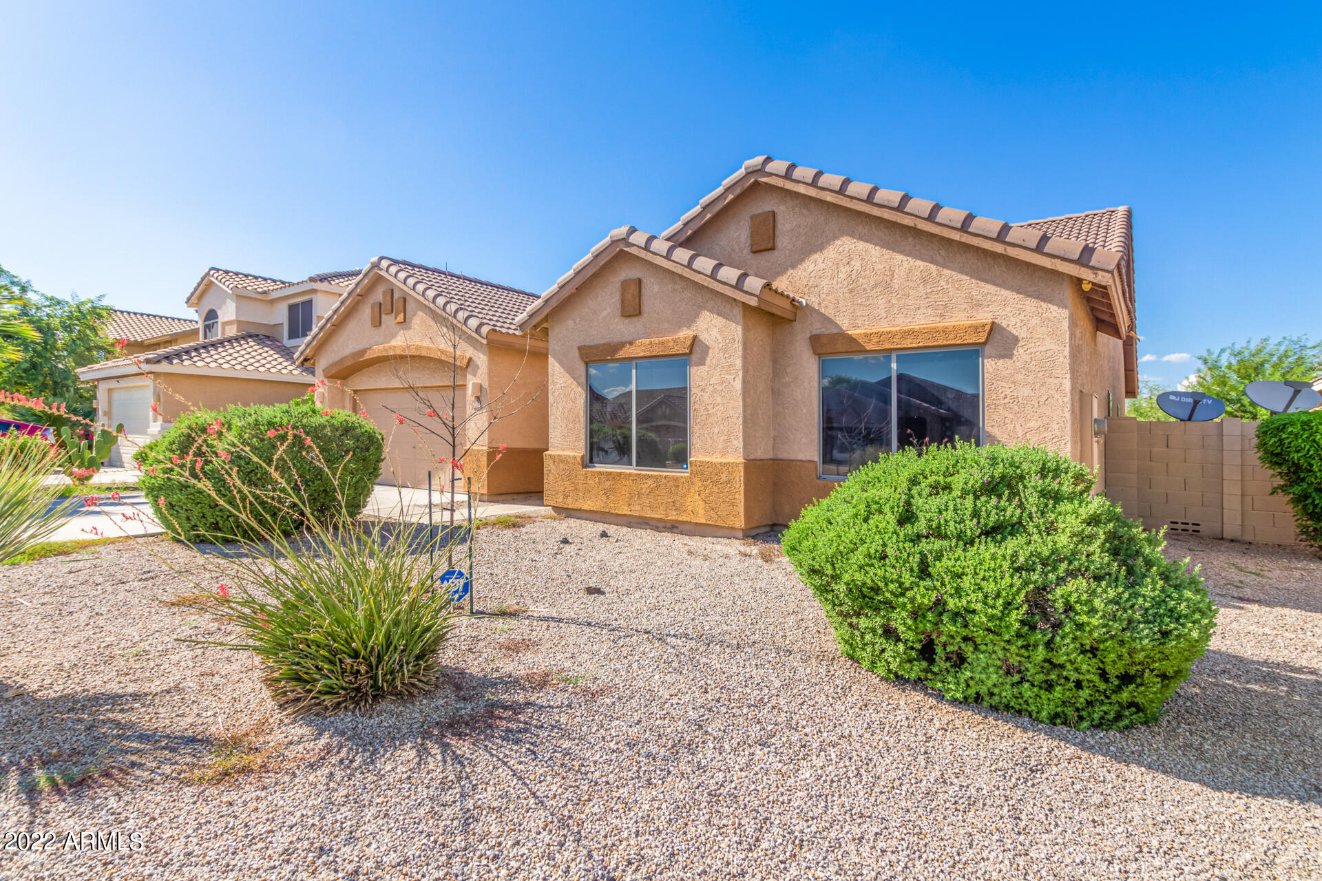 2614 West Darrel Road Phoenix, AZ 85041 - Photo 3 of 37 03 - Darrel