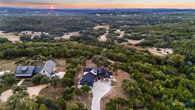 $700,000 | 134 Flanders, Fischer, TX 78623