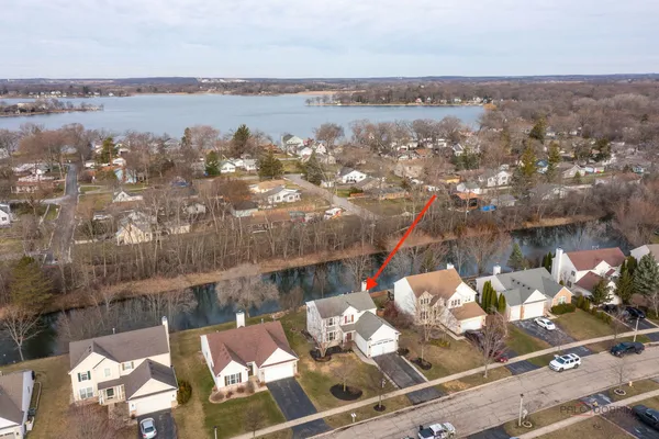 $359,900 | 644 Needlegrass Parkway, Antioch, IL 60002
