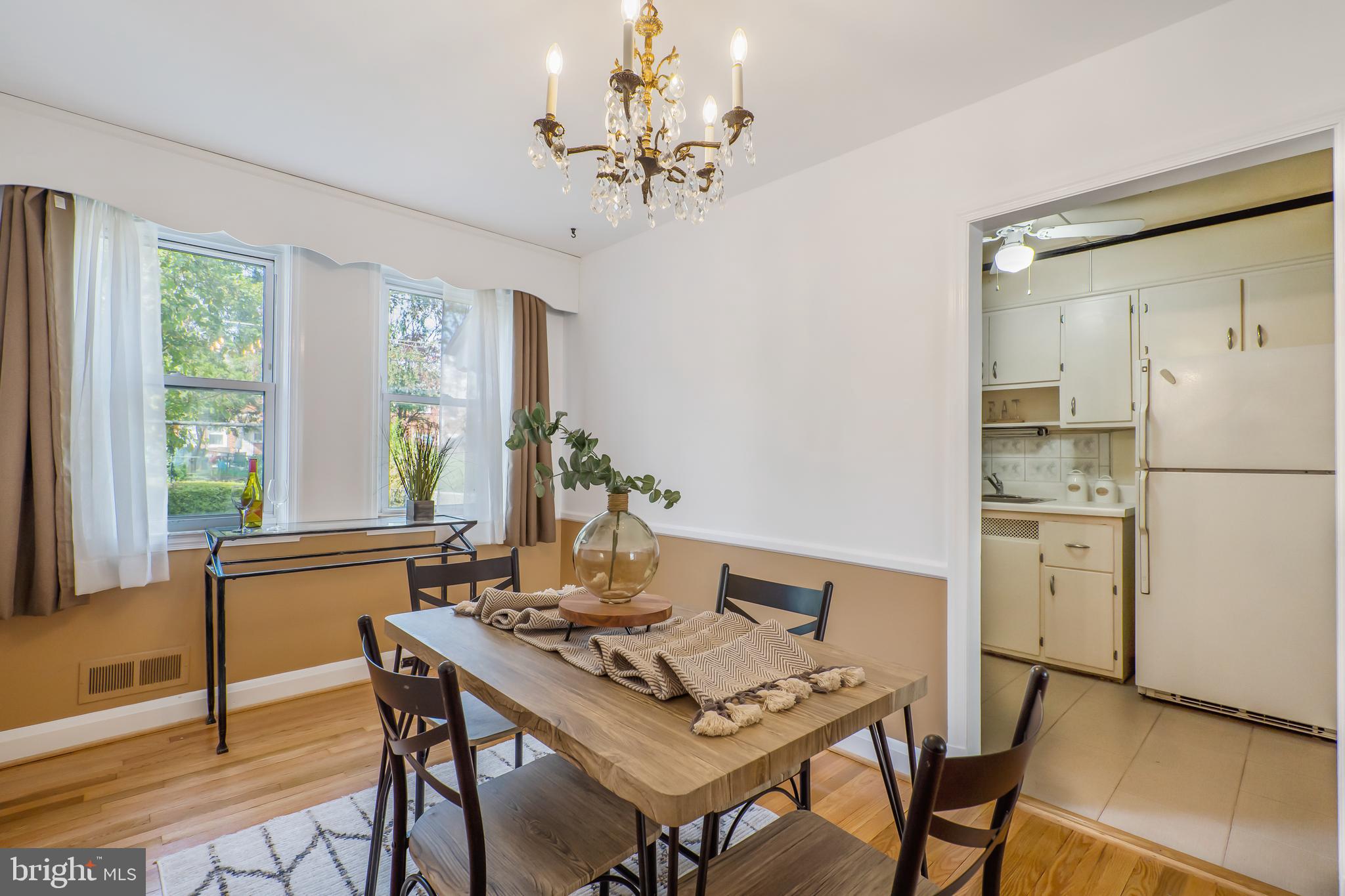8316 Wyton Road Baltimore, MD 21286 - Photo 11 of 36 Beautiful and Bright Finishes.