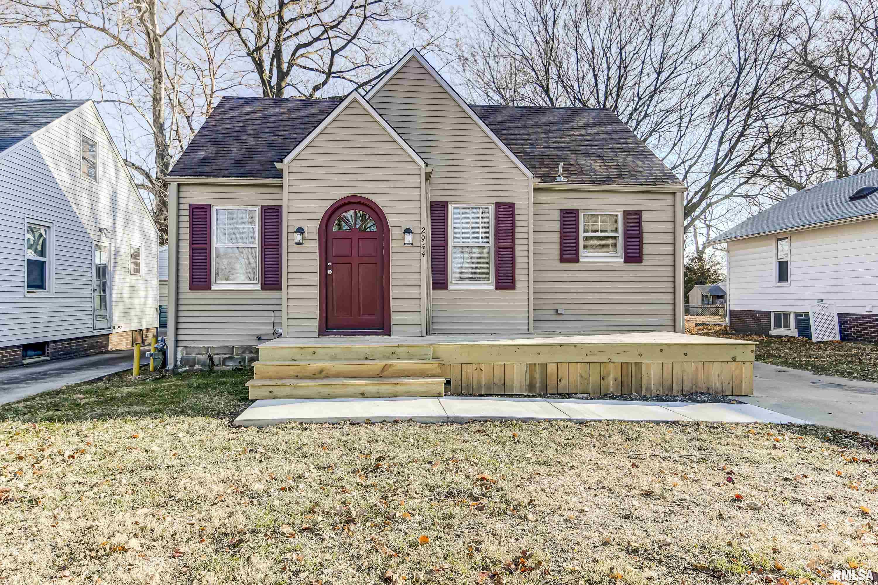 2944 South 4th Street Springfield, IL 62703 - Photo 1 of 36