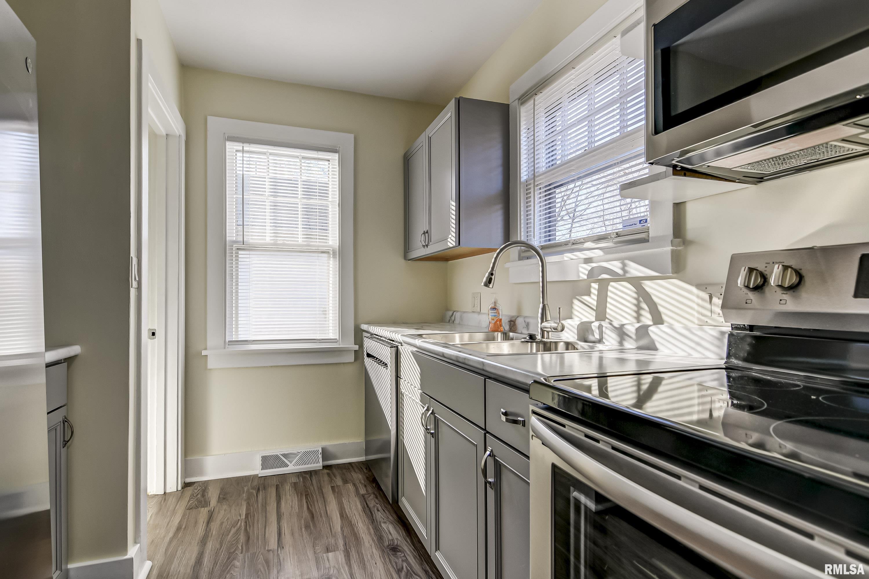 2944 South 4th Street Springfield, IL 62703 - Photo 15 of 36