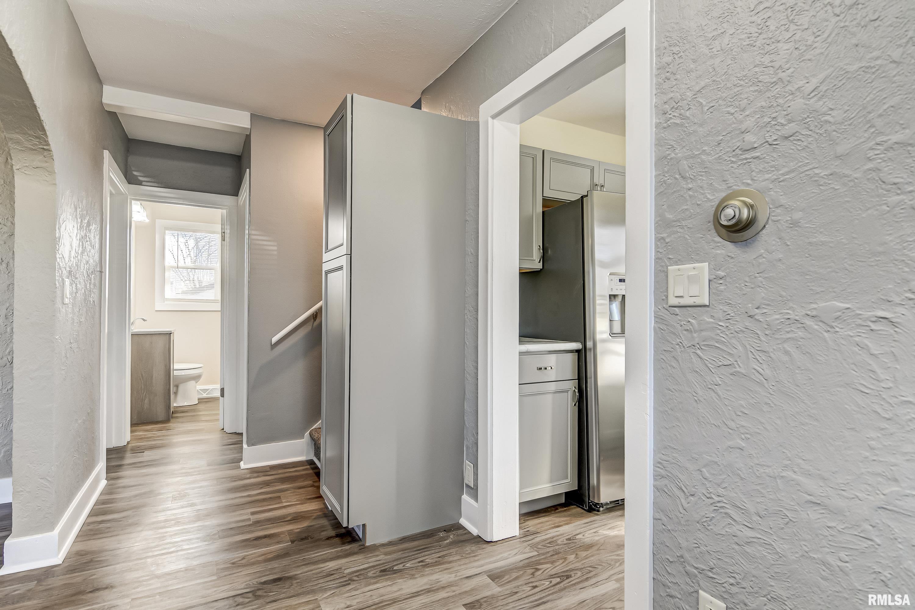 2944 South 4th Street Springfield, IL 62703 - Photo 4 of 36
