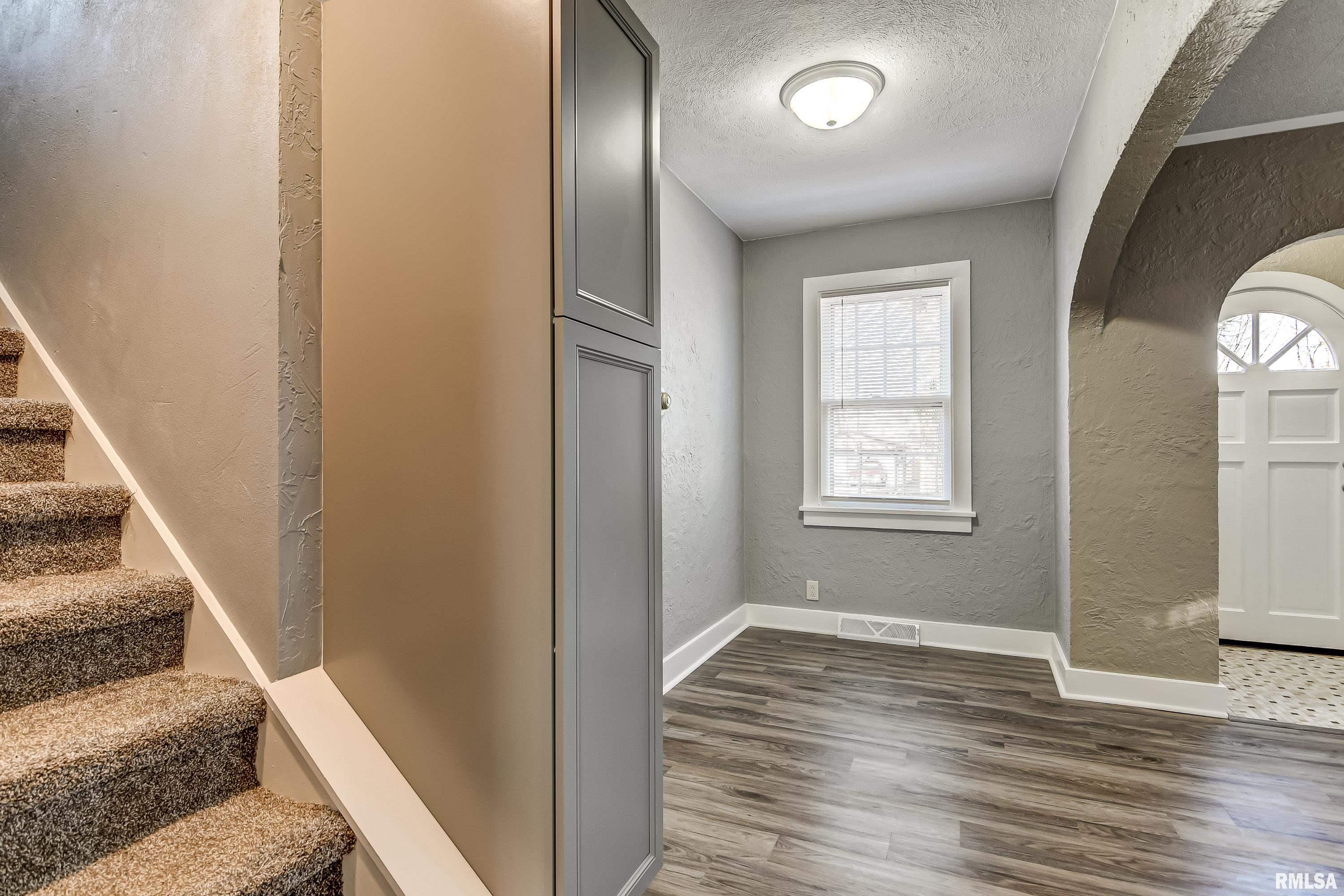 2944 South 4th Street Springfield, IL 62703 - Photo 6 of 36
