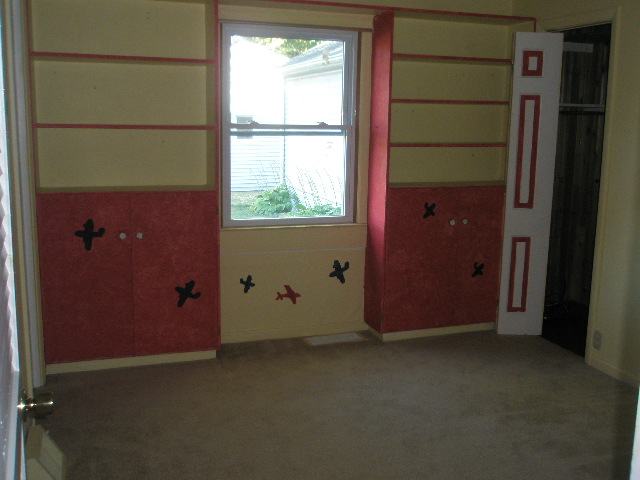 6310 North Sheridan Road Peoria, IL 61614 - Photo 10 of 12 Gallery Image 10