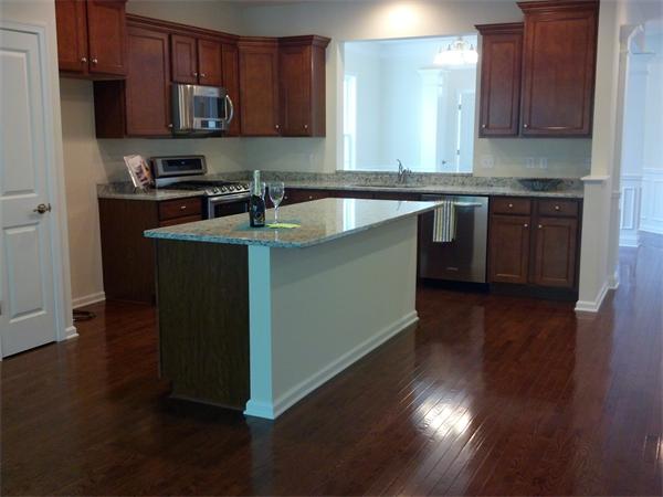 31 Kelly Way, Unit 20 Canton, MA 02021 - Photo 3 of 11 Gallery Image 3