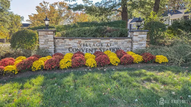 $539,999 | 63 Village Drive, Morristown, NJ 07960