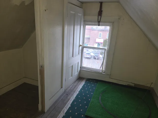 $189,900 | 10 North Main Street, Brewer, ME 04412