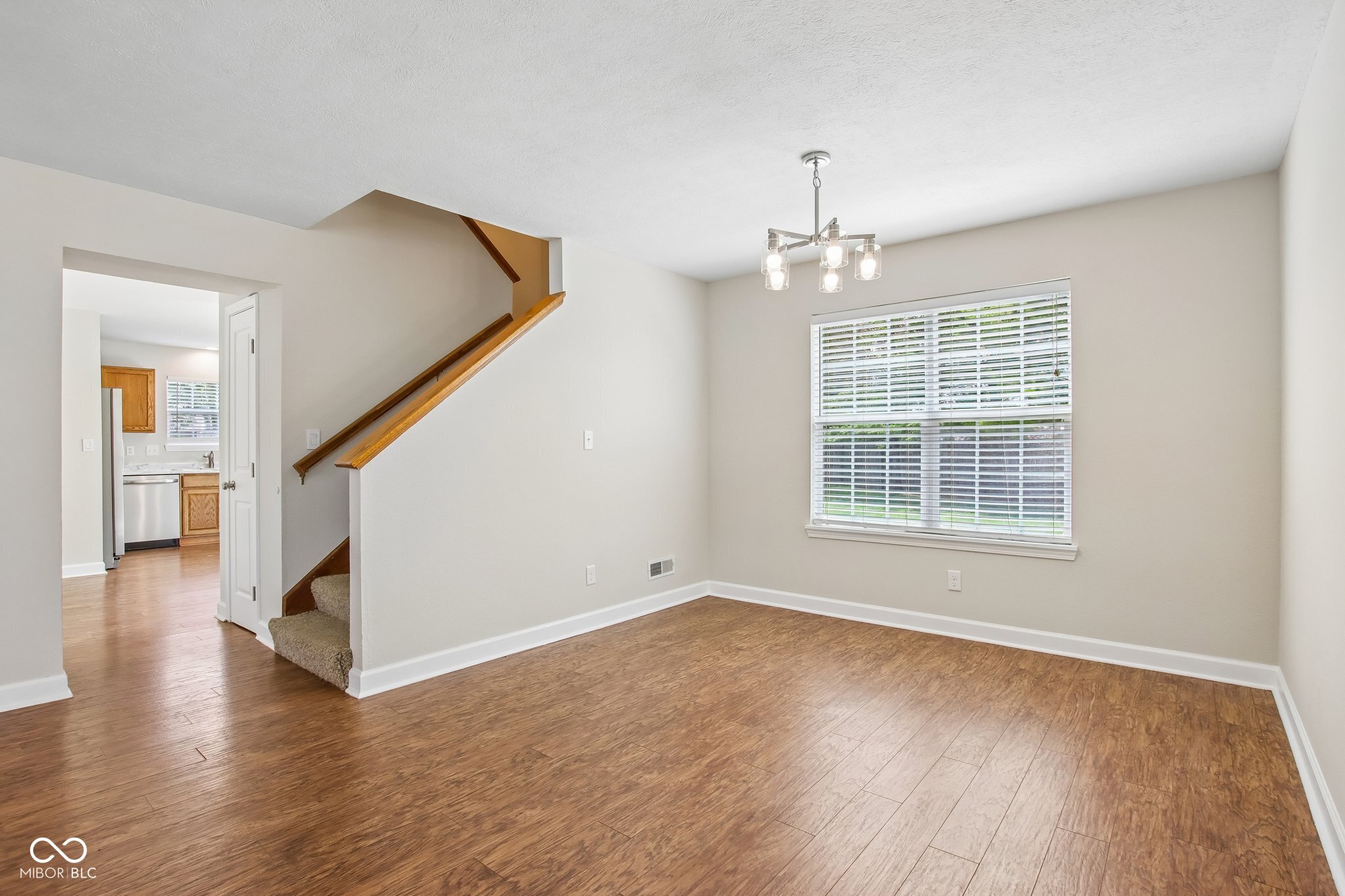 12665 Mead Court Fishers, IN 46038 - Photo 3 of 32