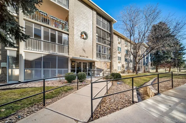 $230,000 | 3082 South Wheeling Way, Unit 205, Aurora, CO 80014