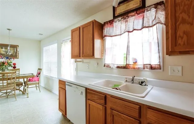 $1,850 | 324 Greystone Parkway, Hiram, GA 30141