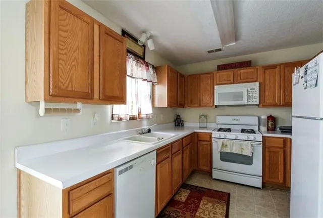 $1,850 | 324 Greystone Parkway, Hiram, GA 30141