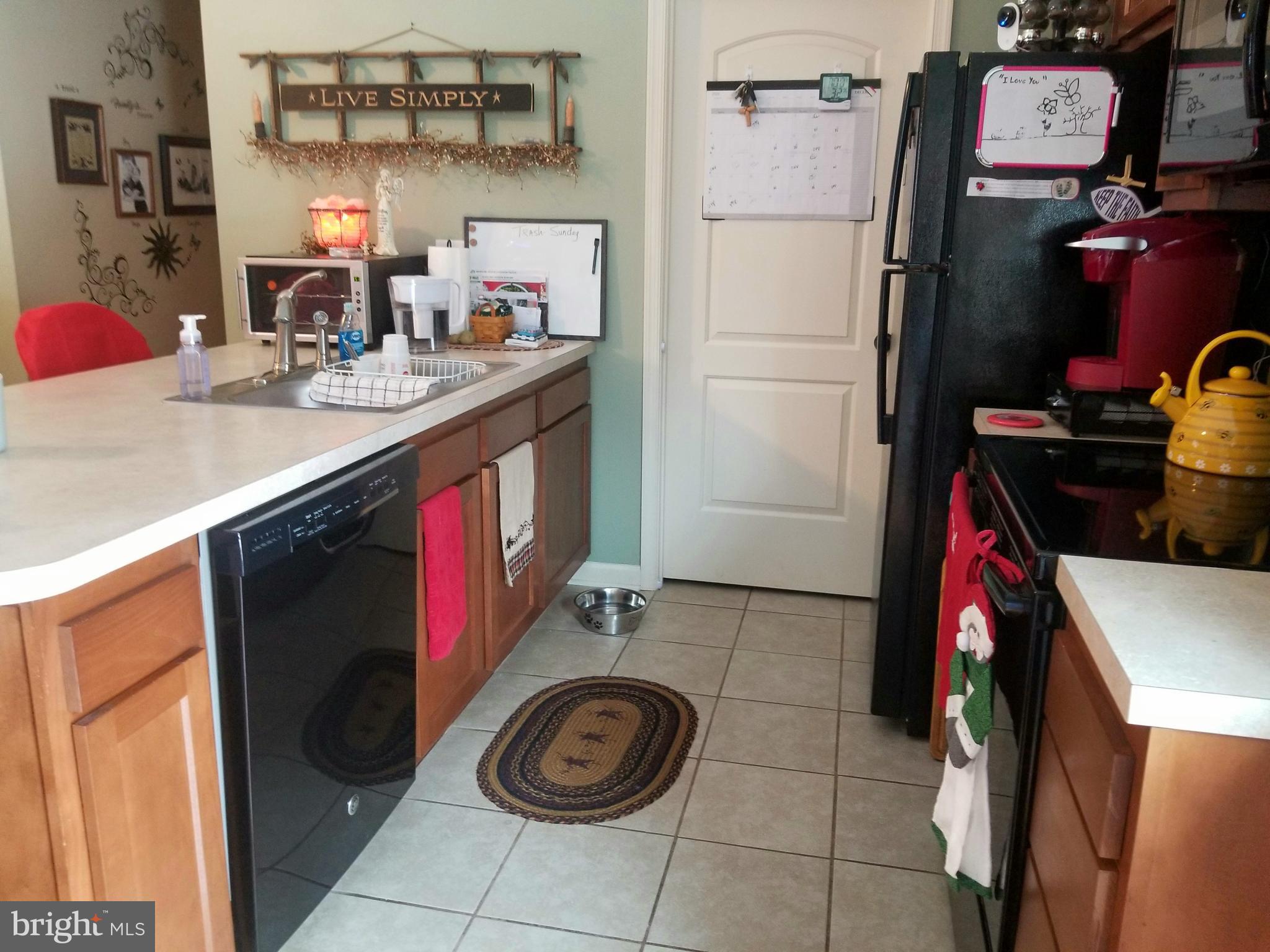157 Gibson Road Inwood, WV 25428 - Photo 6 of 21 Kitchen