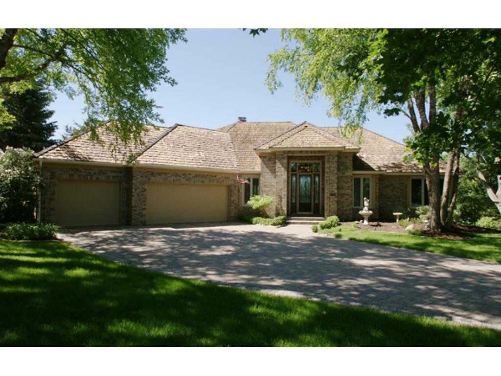 10563 Bluff Road Eden Prairie, MN 55347 - Photo 2 of 42 Gallery Image 2