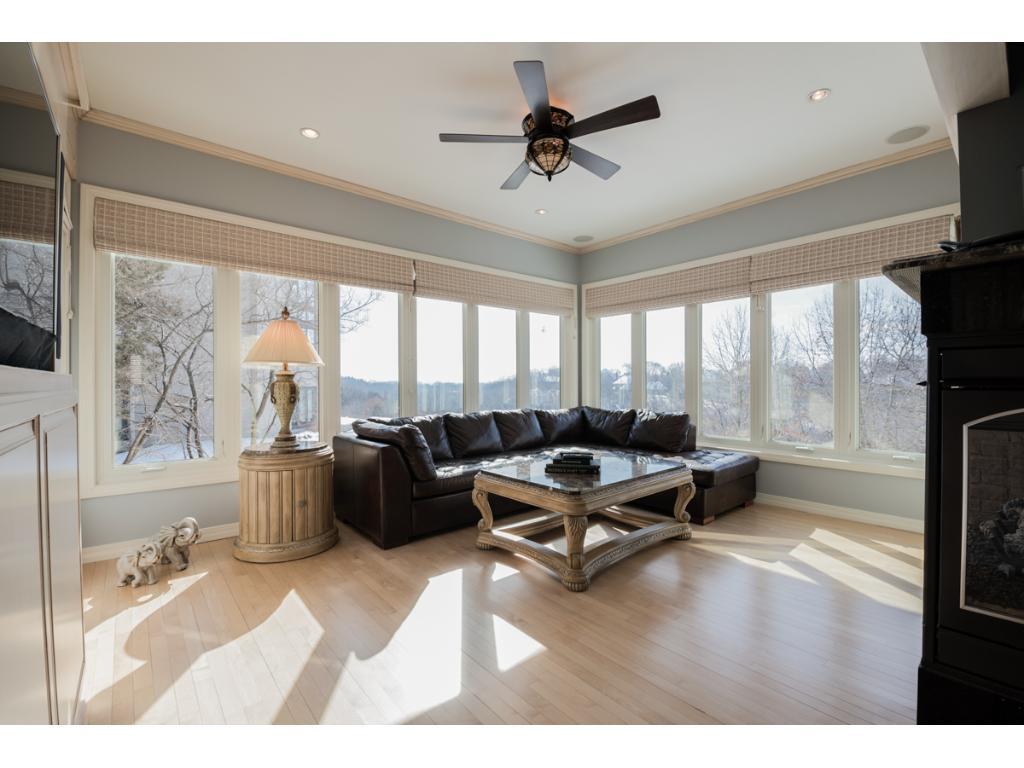 10563 Bluff Road Eden Prairie, MN 55347 - Photo 11 of 42 Gallery Image 11