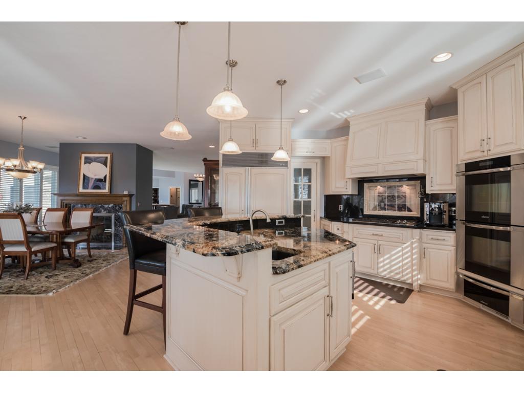 10563 Bluff Road Eden Prairie, MN 55347 - Photo 17 of 42 Gallery Image 17