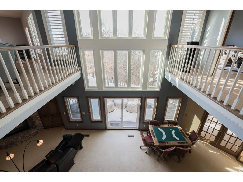 10563 Bluff Road Eden Prairie, MN 55347 - Photo 6 of 42 Gallery Image 6