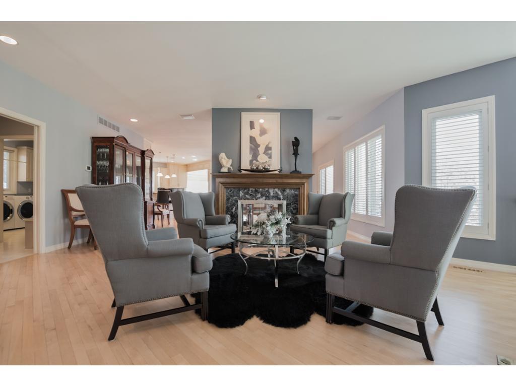 10563 Bluff Road Eden Prairie, MN 55347 - Photo 9 of 42 Gallery Image 9