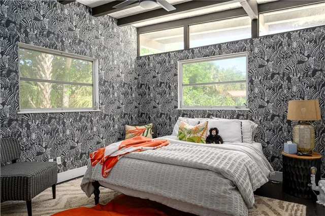 $850,000 | 1861 East Barefoot Place, Vero Beach, FL 32963