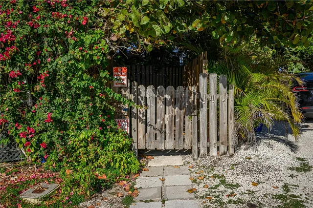 $850,000 | 1861 East Barefoot Place, Vero Beach, FL 32963