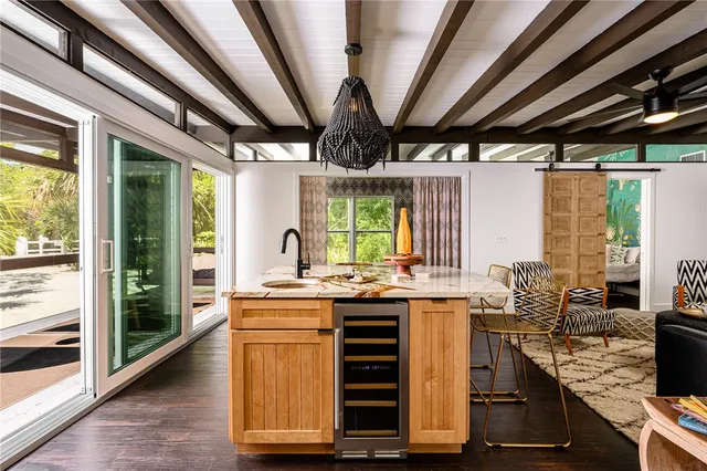 $850,000 | 1861 East Barefoot Place, Vero Beach, FL 32963