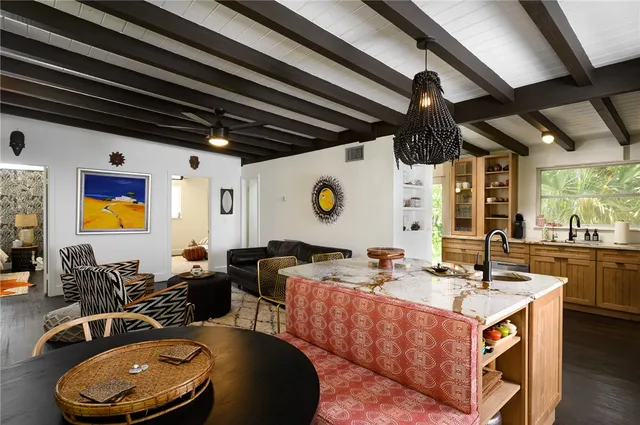 $850,000 | 1861 East Barefoot Place, Vero Beach, FL 32963