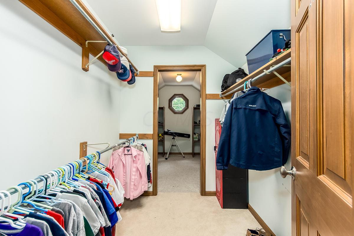 4865 Rustic Bridge Road Columbus, OH 43214 - Photo 24 of 36 Gallery Image 24