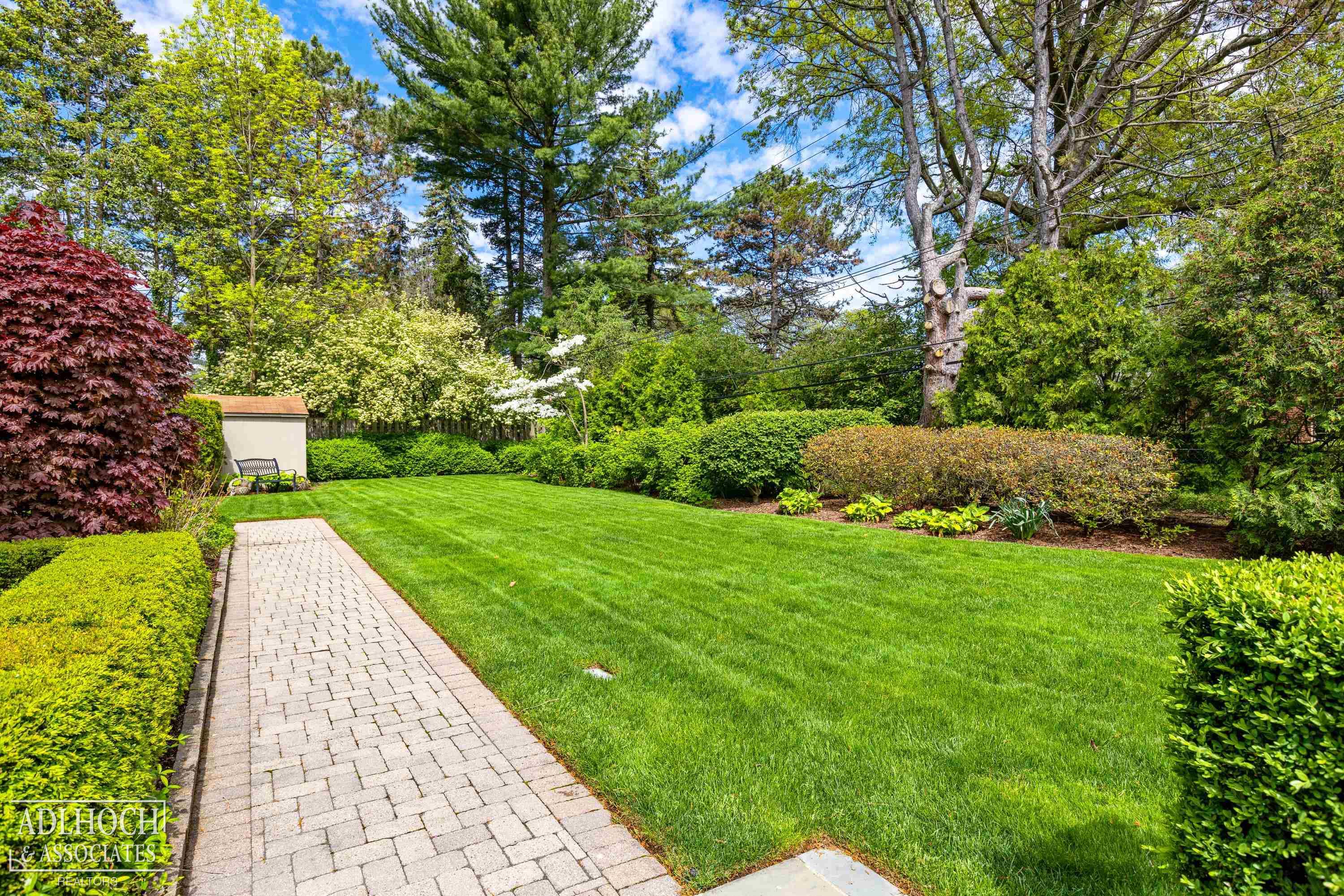 80 South Deeplands Road Grosse Pointe Shores, MI 48236 - Photo 18 of 74