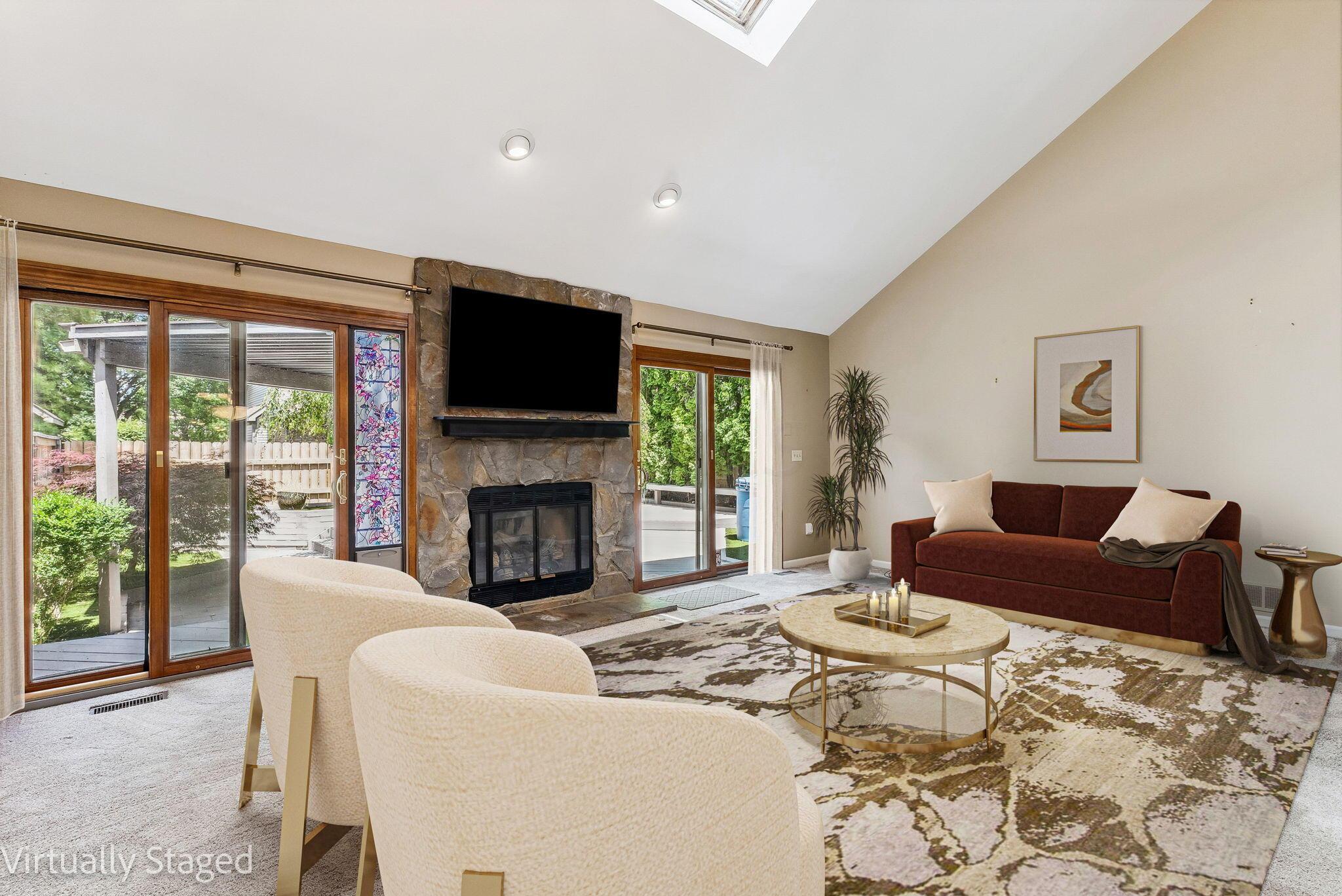 2164 Sandston Road Columbus, OH 43220 - Photo 4 of 55 GREAT ROOM