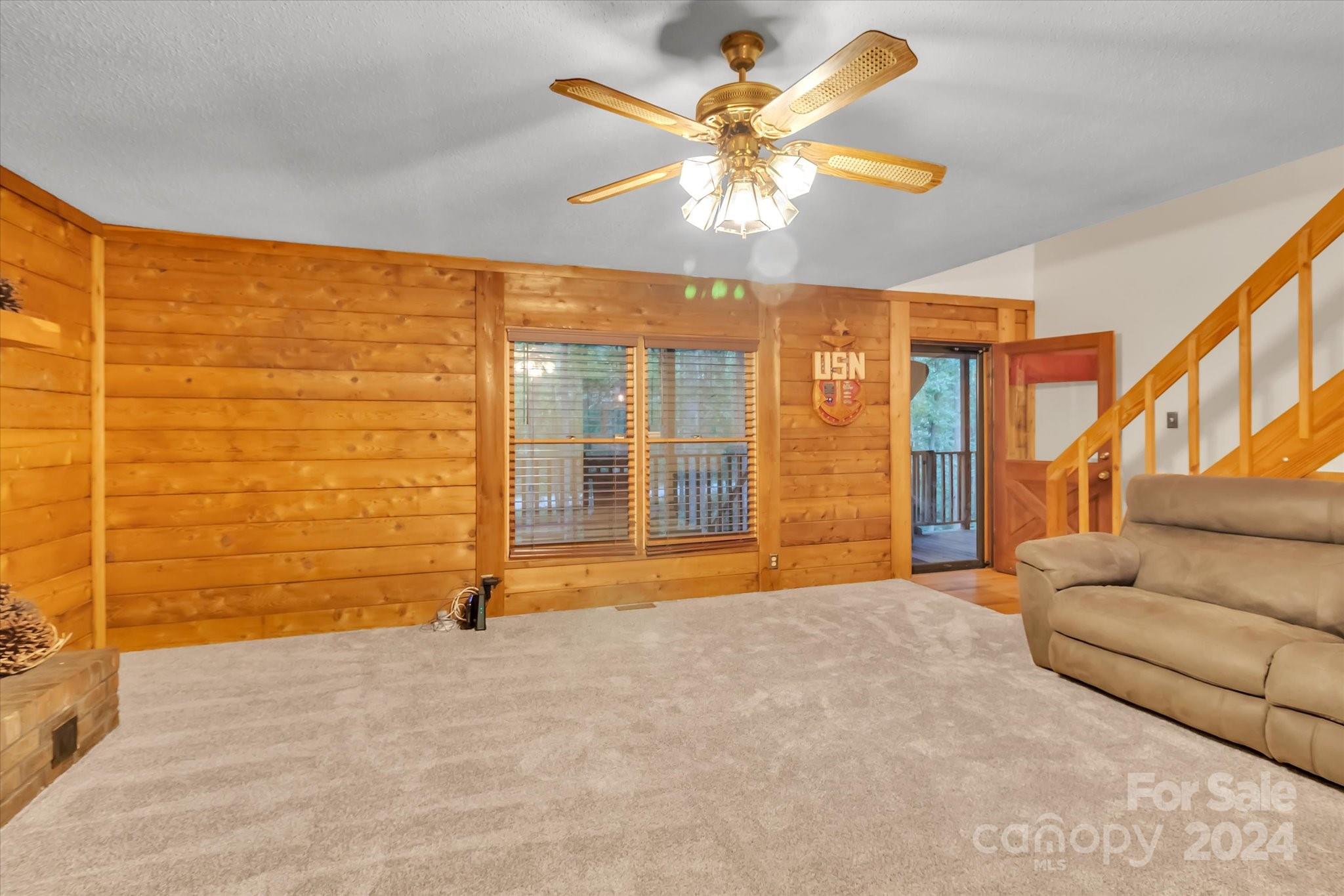 824 Rutledge Drive Catawba, SC 29704 - Photo 10 of 25 a view of livingroom with a ceiling fan