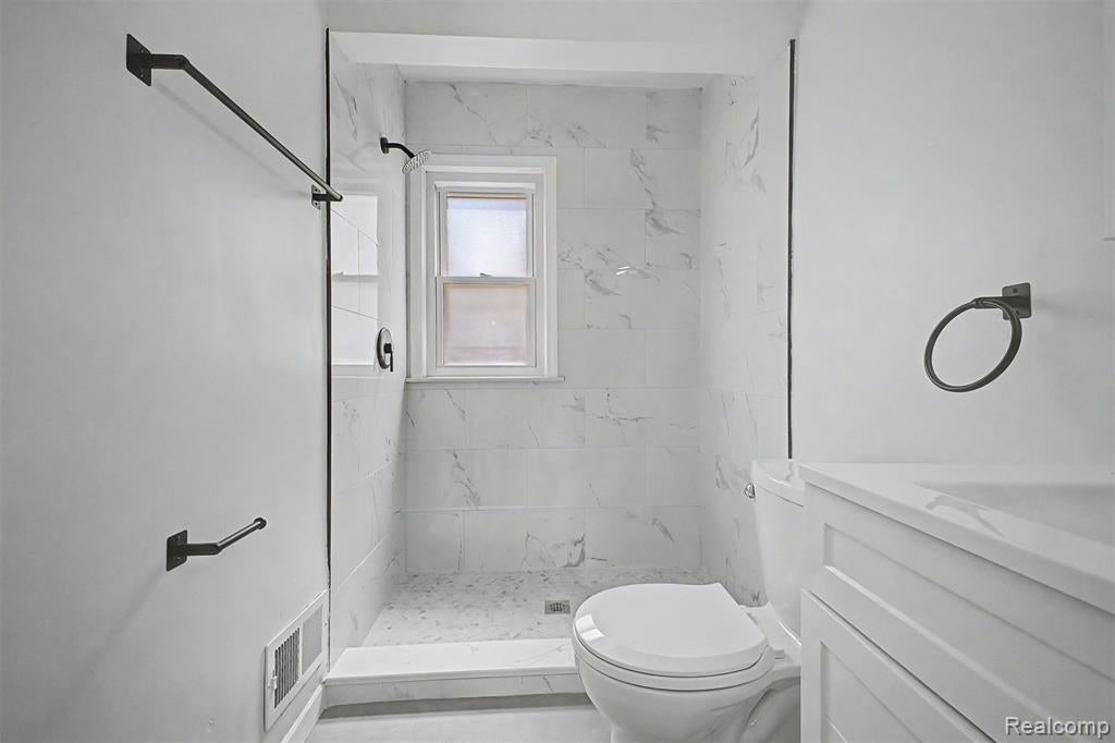 6785 Pelham Road Allen Park, MI 48101 - Photo 16 of 33 Gallery Image 16